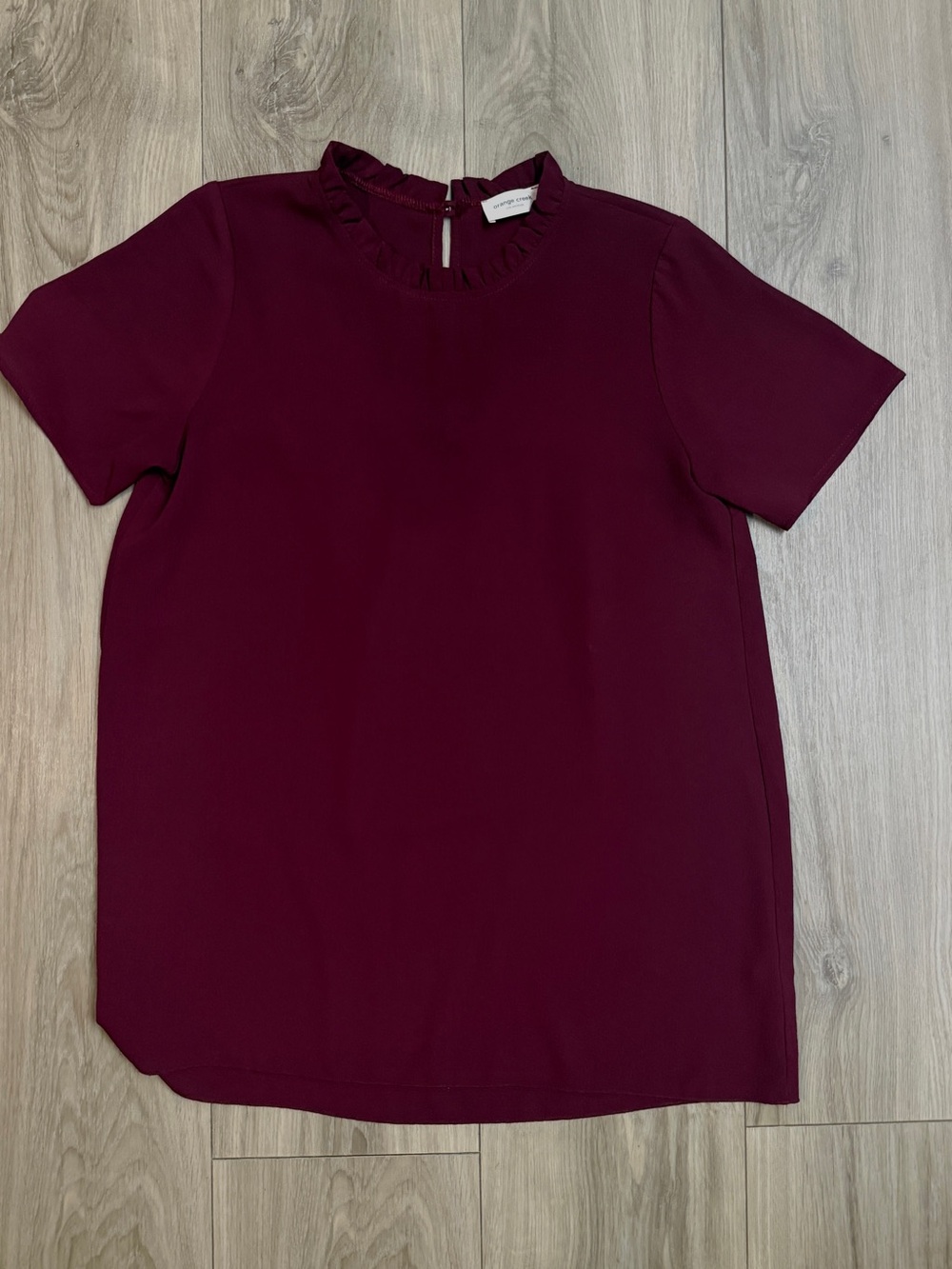 orange creek Women's Short Sleeve Ruffle Neck Top - Burgundy